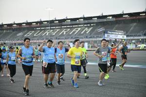 BIB: 15186, 180, 4942, 8017, 80163
                            <button type="button" onclick="openModal(10725651)" class="btn btn-primary btn-sm float-right btn-popup" data-toggle="modal" data-target=".modal-high-quality">
                        <i class="fas fa-shopping-cart"></i> Add to Cart
                    </button>
                                            <button type="button" onclick="isThisMe(10725651, true)" class="btn btn-success btn-sm float-right btn-popup btn-isme hidden" data-toggle="tooltip" data-placement="bottom" title="นี่คือรูปของคุณใช่ไหม คลิกที่นี่เพื่อเอาเข้าอัลบั้ม">
                        <i class="fas fa-plus"></i> Add to album
                    </button>
                    <button type="button" onclick="isThisMe(10725651, false)" class="btn btn-warning btn-sm float-right btn-popup btn-isnotme hidden">
                        <i class="fas fa-ban"></i> Remove from album
                    </button>